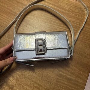 Brandon Blackwood Cracked Leather Silver Nia Bag
